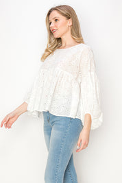 Cotton eyelet voluminous sleeves top