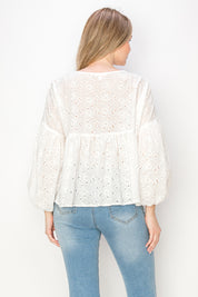 Cotton eyelet voluminous sleeves top