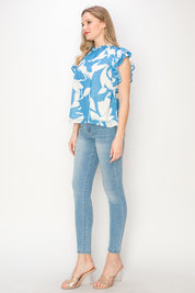 Print top with ruffle sleeves