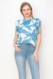 Print top with ruffle sleeves