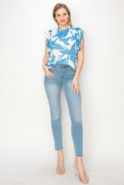 Print top with ruffle sleeves